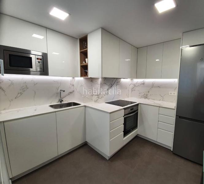 Foto 53c7ac2a-3a10-4290-97d6-f35f1ae7a4be. Appartamento con riscaldamento parcheggio in Berbés - Peritos Vigo