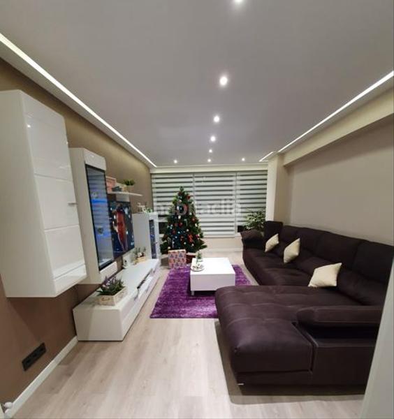 Foto df04463f-e3a3-4fbc-994d-8457696a0ea4. Appartamento con riscaldamento parcheggio in Berbés - Peritos Vigo