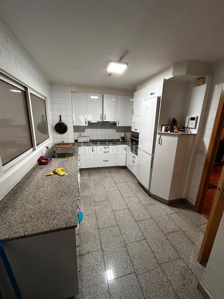 Foto 154aa757-c631-4146-ba9c-1096ccf8d1b7. Piso  en venta en calle de pizarro en Plaza España - Corte Inglés Vigo