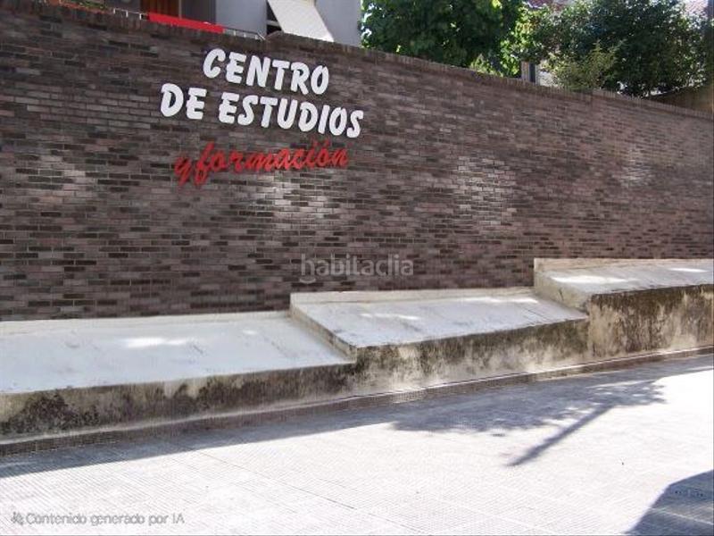 Foto 718142f1-2c61-44ab-aff8-6fa46b209e86. Rent business premise with heating in travesía de Vigo - san xoán Vigo