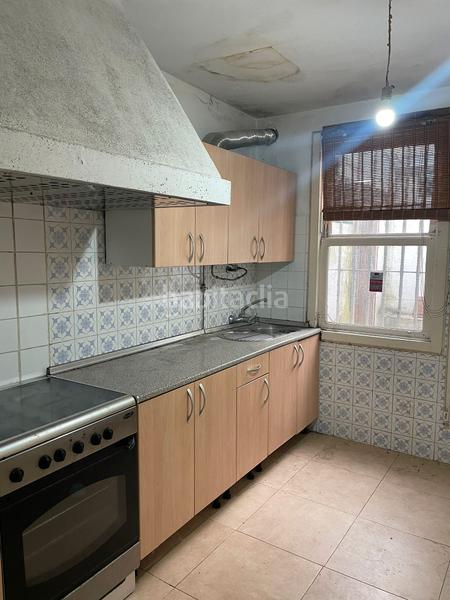 Foto 59f99384-df76-43f8-a11d-a13f7835f9b8. Chalet dans travesía de Vigo - san xoán Vigo