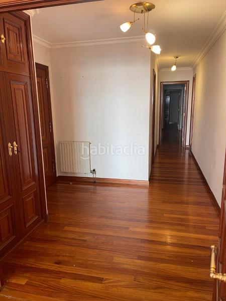 Foto 15d97a36-0995-4853-b8e2-6c74789290ae. Piso  en venta en calle de bolivia en Plaza España - Corte Inglés Vigo