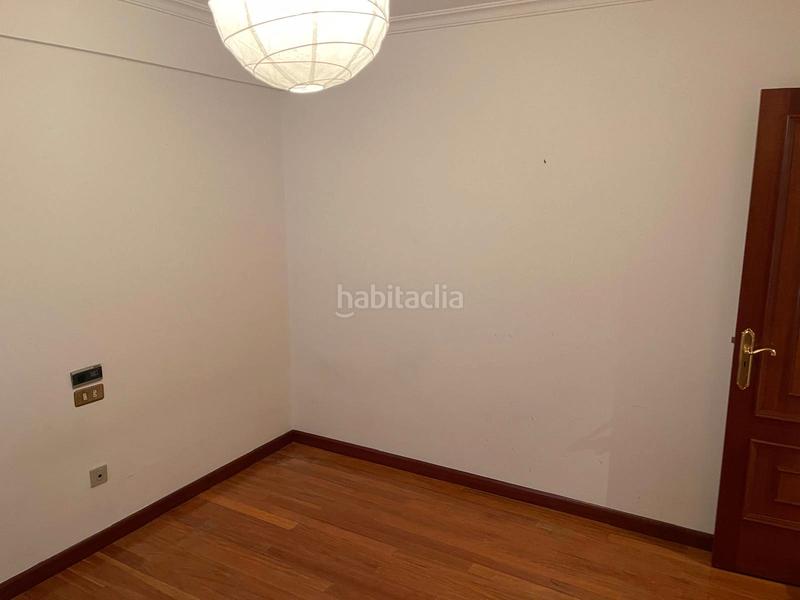 Foto 8f74e19b-e82a-4439-9f03-8c7de46e11db. Piso  en venta en calle de bolivia en Plaza España - Corte Inglés Vigo