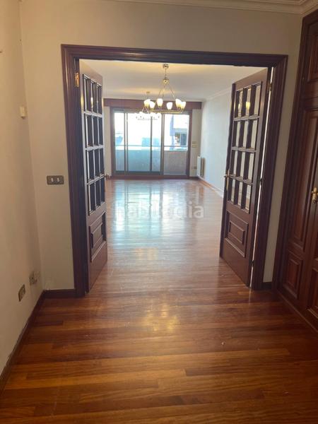 Foto a6244146-7b8e-43df-8c6a-13f261db8b54. Piso  en venta en calle de bolivia en Plaza España - Corte Inglés Vigo