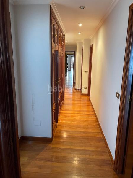 Foto c61c6ea4-c0b8-469a-b932-8342e016fe37. Piso  en venta en calle de bolivia en Plaza España - Corte Inglés Vigo