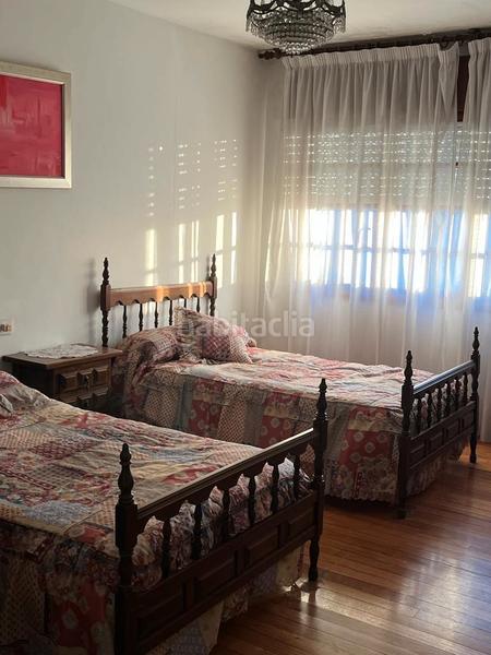 Foto 9dbd59e3-42c0-476e-a87a-e8e2506235a7. Chalet avec parking dans Cambados