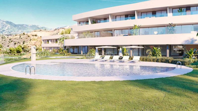 Foto 98c4a731-ae5f-4a08-a4de-905da8e936e9. Maison jumelée avec piscine dans Puerto Deportivo Fuengirola