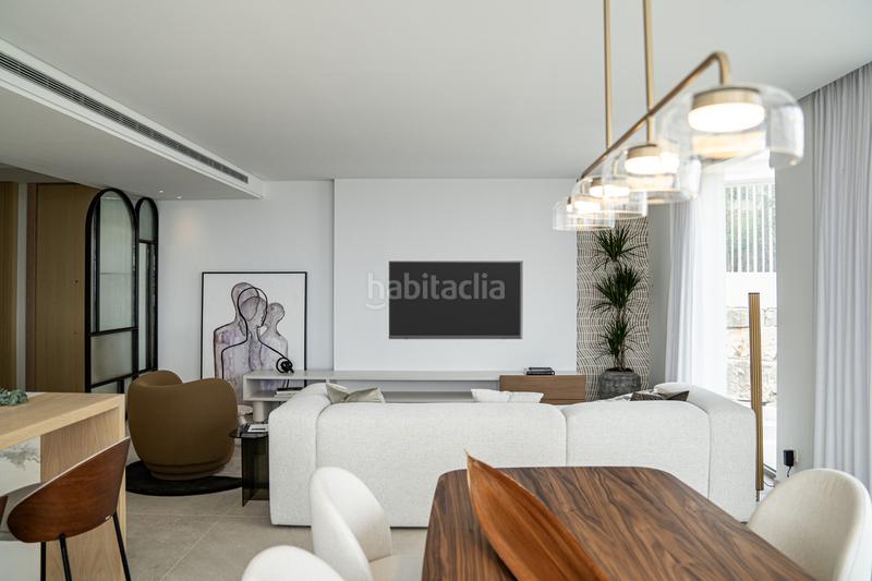 Foto e3914d80-2f03-430b-867f-0ce2854c86bb. Apartament amb piscina a Casco Antiguo Marbella