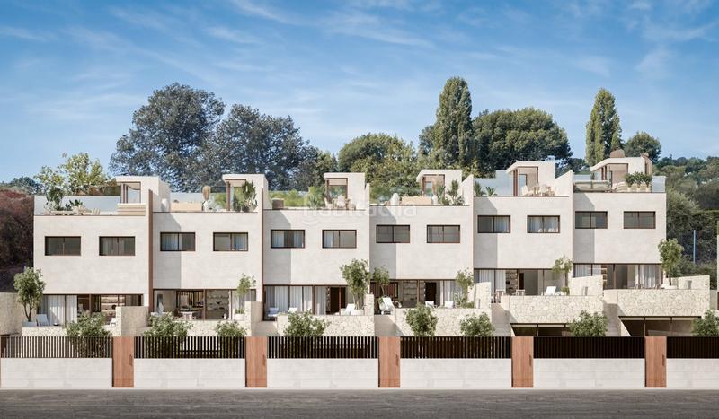 Foto c20c73e6-afed-4a4b-b075-d3adefb7ca2d. Casa adosada en Puerto Deportivo Fuengirola