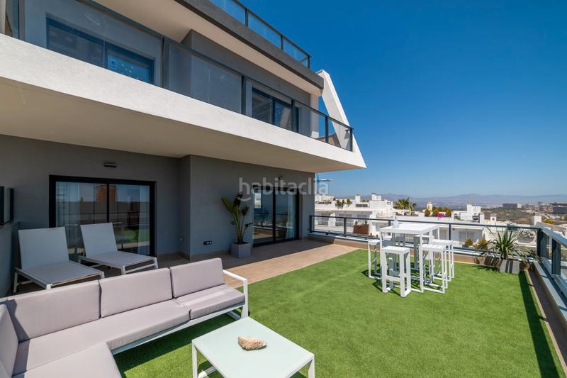 Foto d98ce9cb-82b5-4920-9f89-d20ff1ba11e8. Apartamento en Playa Levante Santa Pola