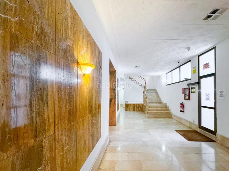 Foto eb8c5cf3-9b3e-4437-a5ed-471e040cbe73. Pis amb piscina a Mar i Camp - Platja dels Capellans Salou