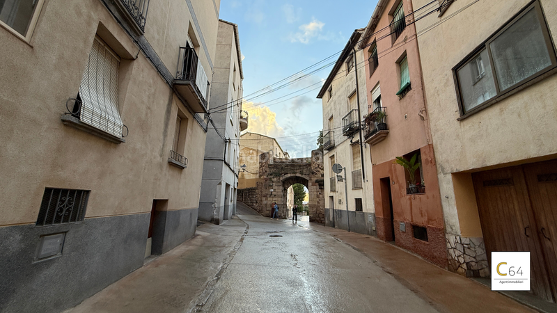 Foto 8bf9c002-aca1-4c6a-8167-6bf68e2198cd. Bauernhof mit heizung parking in Falset