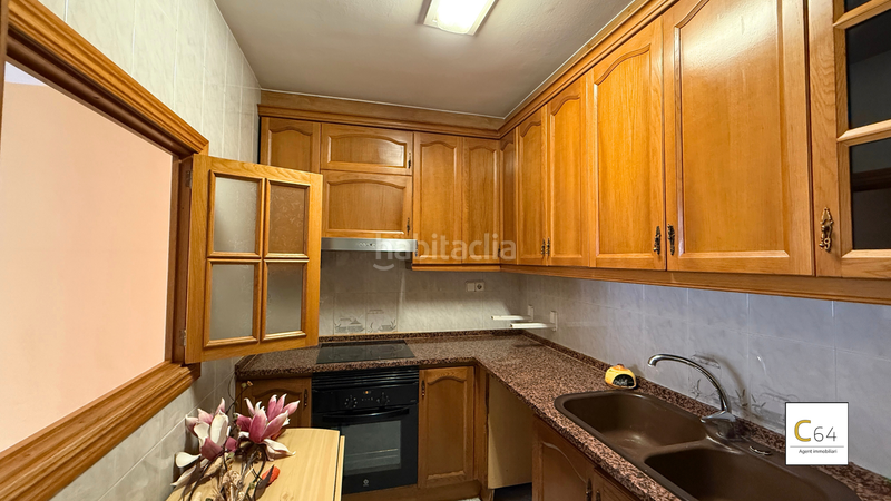 Foto 9f3468ca-2547-4ab6-9ea3-2c60dd05eebd. Bauernhof mit heizung parking in Falset