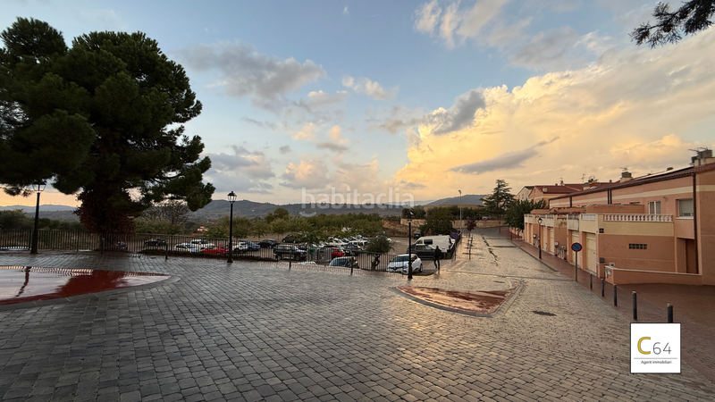 Foto b3df0c69-0235-46d0-b6be-4dc376993547. Bauernhof mit heizung parking in Falset