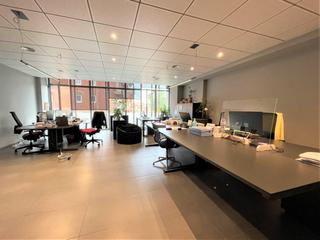 Rent Office space  Calle narcis monturiol. Oficinas en el edifici mercat