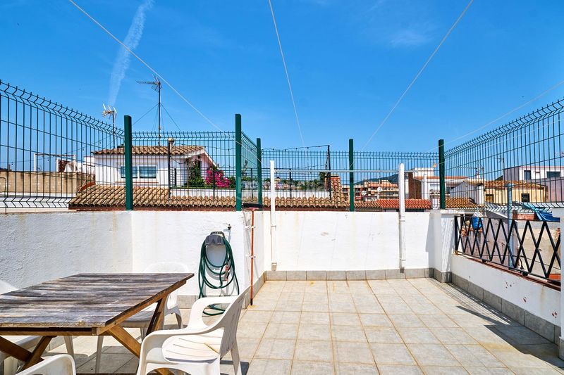 Foto e837a730-5d41-4e25-b1de-c2ab195ed426. Casa amb calefacció a Centre Vilassar de Mar