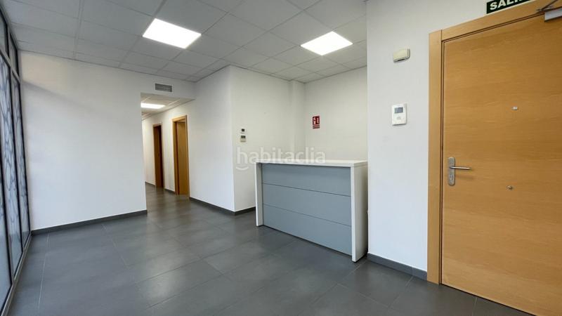 Foto b055dbfc-c308-4a1b-97fd-52311b0c41cb. Miete büro in calle narcis monturiol 48 in Centre Vilassar de Mar