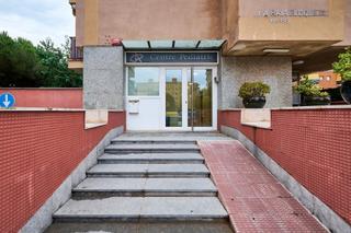 Geschäftsraum  Carrer de santa maria. Local en venta con amplia superficie y patio privado en vilassar