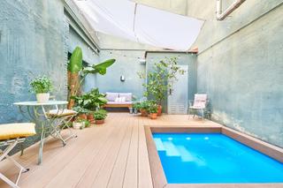 Loft  Calle de sant pere màrtir. Loft de diseño con patio y piscina en el corazón de gràcia, barc
