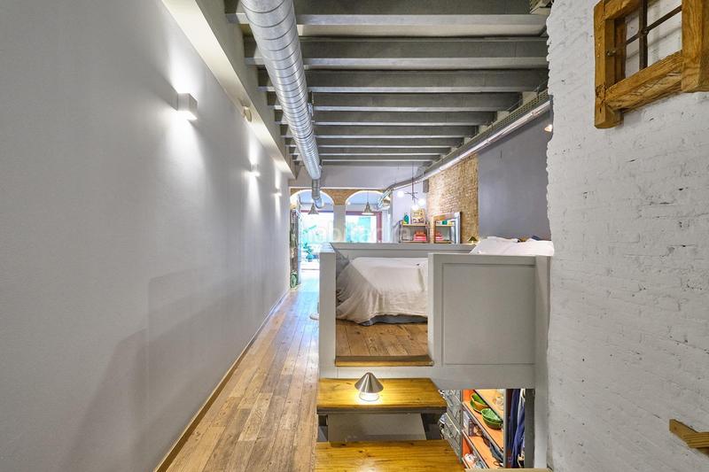 Foto 098275dc-85bf-4bdd-a6de-63bc298f8b01. Appartamento con piscina in Vila de Gràcia Barcelona