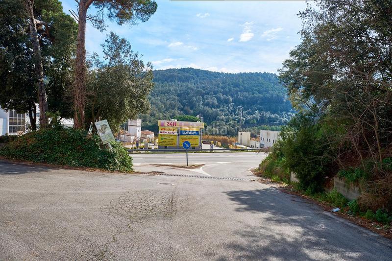 Foto d6395a2e-5887-4e38-b0c2-22b48f717a3a. Miete fabrikhalle in Dosrius poble Dosrius