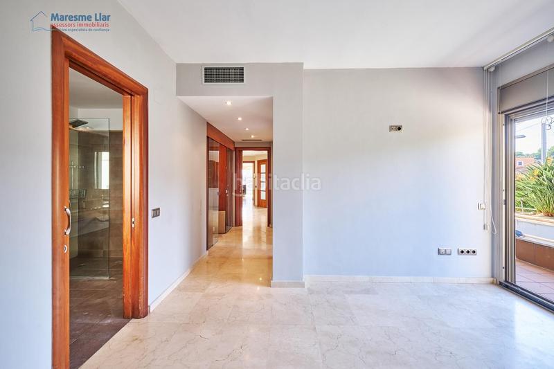 Foto 165153bc-e55f-4ab1-95be-a53fba0df538. Haus mit heizung parking pool in Alella