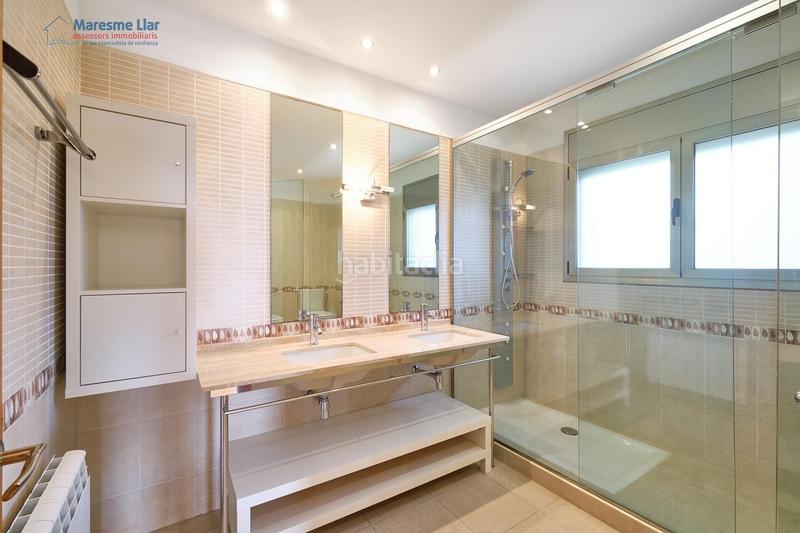 Foto 8825931b-754a-4cd5-b4df-d961cd16ee68. Haus mit heizung parking pool in Alella