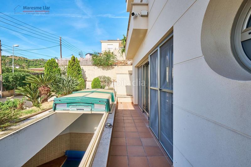 Foto b51ad6b8-1c28-45c3-b3f9-3005ca3a60b7. Haus mit heizung parking pool in Alella