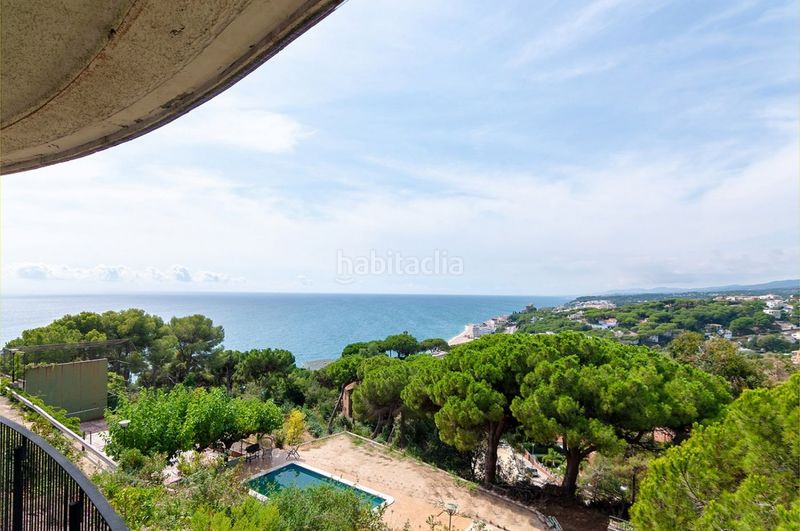 Foto ed3eaca7-f247-4391-9d81-93d1d928ae81. Casa amb aparcament piscina a Urbanitzacions Sant Pol de Mar