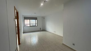 Lloguer Pis  Calle sant jordi. Apartamento en mataró con parquing