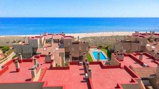 Duplex  Avenida dels arenals de mar. Primera línea de mar en pals un hogar con alma empordanesa