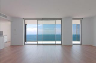 Àtic  Passeig de marina. Exclusivo ático frente al mar en mataró