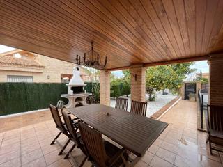 Xalet  Calle actor jose codoer. Se vende chalet exclusivo en godella, valencia