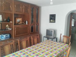 Masia  Plaza san antón. Amplia casa para entra a vivir