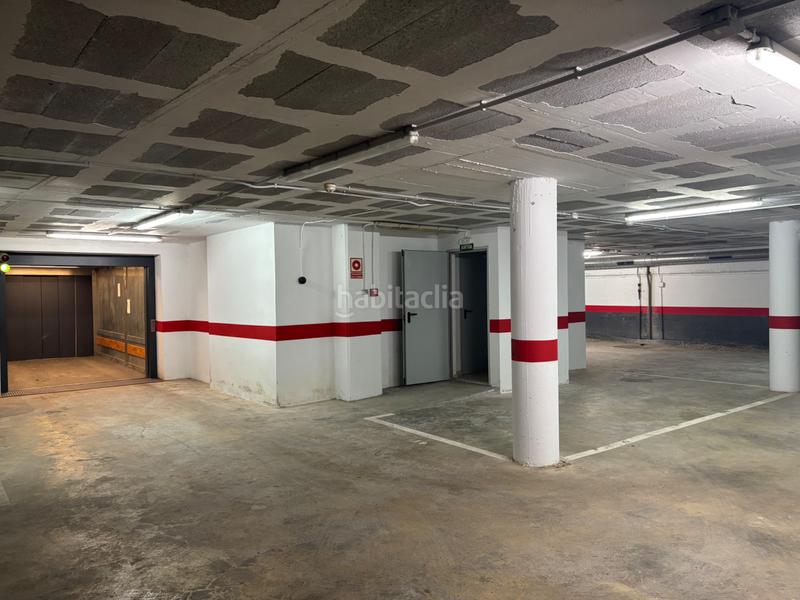 Foto d9ed732a-b778-43f4-af0d-04c2f88ebb09. Aparcament cotxe a Fenals Platja d´Aro