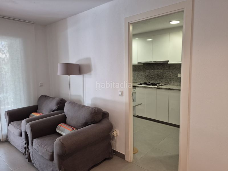 Foto cf01ba0f-e753-4613-a900-fc48b54d7e42. Apartament amb xemeneia piscina a Centre-Platja Platja d´Aro