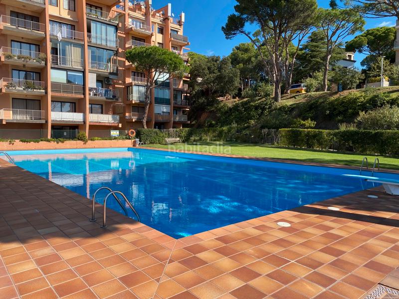 Foto 729533a0-b60f-4d32-a660-f4231c870495. Reihenhaus mit parking pool in Los Pinos-Politur Platja d´Aro