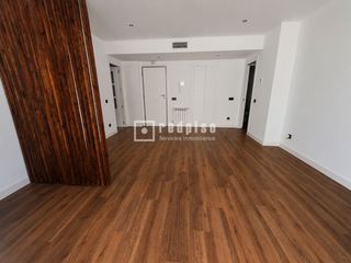 Lloguer Pis a Ciudad Jardín. Se alquila estupendo piso