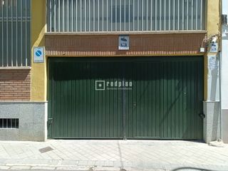 Car parking  De saturnino calleja. Se venden  plazas de garaje