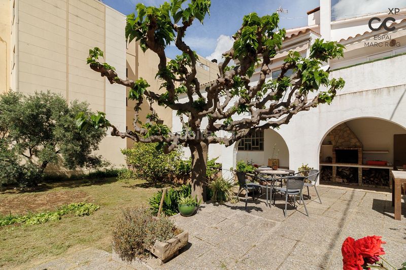 Foto 7e2f3daf-f9fe-4856-963e-c6c847e062de. Casa amb calefacció aparcament a La Vila Llançà