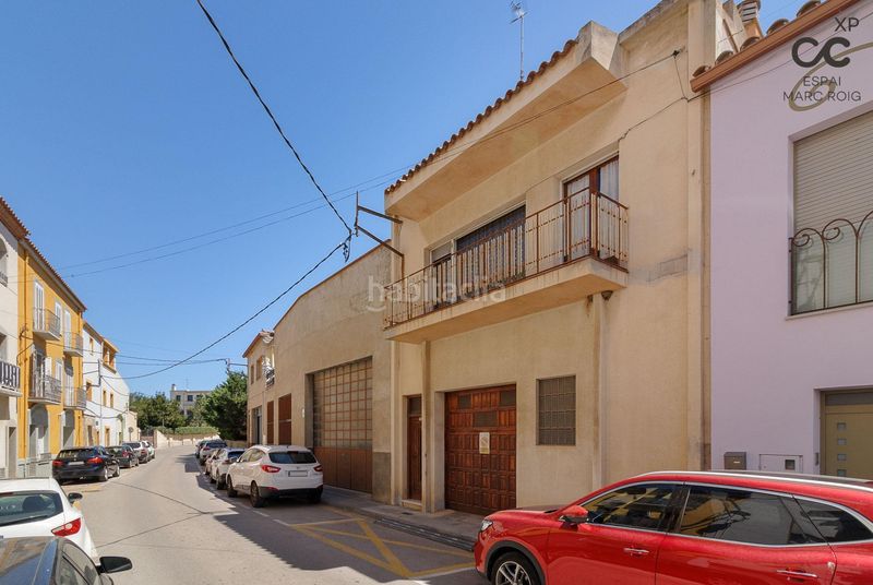 Foto a5ab24cc-56a2-4e4f-8616-f73209ff3c1a. Masia amb calefacció aparcament a Castelló d´Empúries