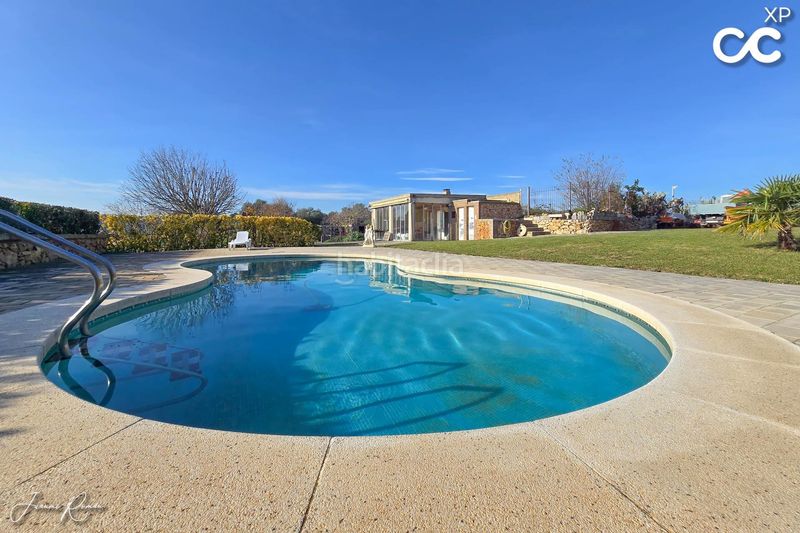 Foto e1f8bf7b-d9fb-483f-9be9-ae2bdeb17937. Casa amb calefacció aparcament piscina a Pedret i Marzà