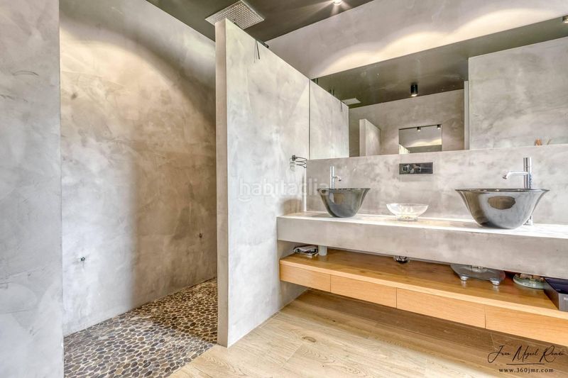 Foto f813a262-3c01-43e4-b566-4c4cee138cda. Xalet amb piscina a Navata