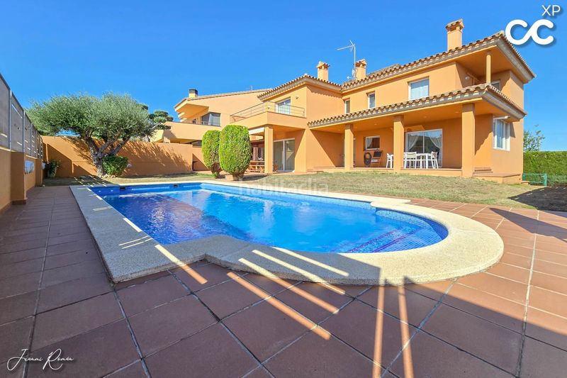 Foto bd064646-4686-4459-8116-63253f43c57d. Casa amb calefacció aparcament piscina a Vilafant