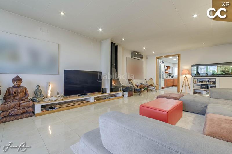 Foto 120bf929-512e-4738-9757-0a4d357fa312. Casa adosada un hogar para enamorarse lujo, confort y eficiencia en perfecta armonía en Empuriabrava