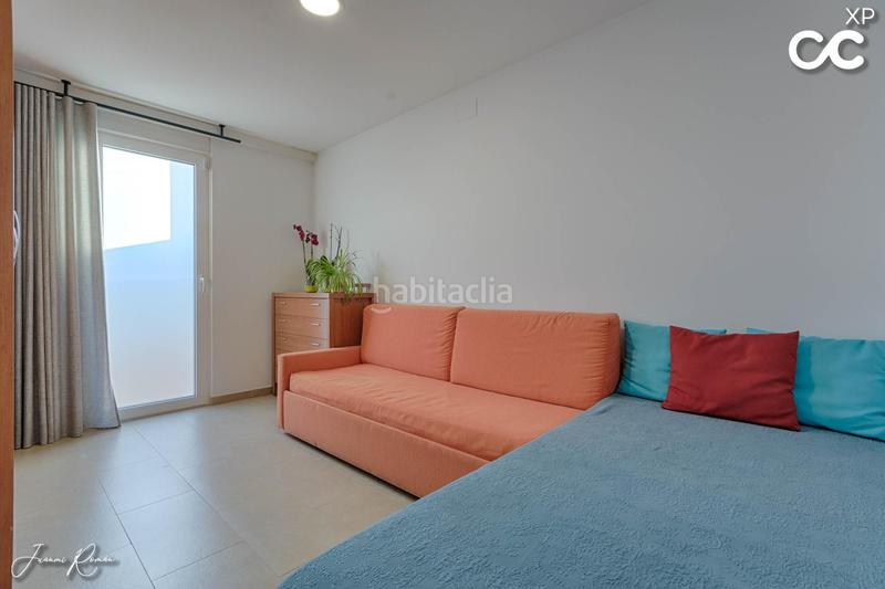 Foto 304ae057-f461-4eef-a162-5c8678277bbf. Casa adosada un hogar para enamorarse lujo, confort y eficiencia en perfecta armonía en Empuriabrava