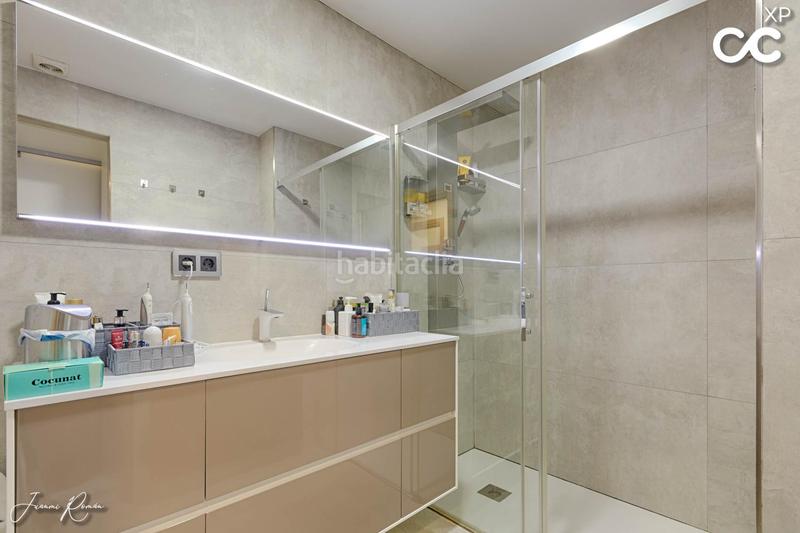 Foto a77e9a42-8238-46fe-9244-082ed8e4c636. Casa adosada un hogar para enamorarse lujo, confort y eficiencia en perfecta armonía en Empuriabrava