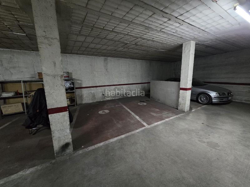 Foto 67c73f78-ac75-4c8d-a0c1-340c223bfa8a. Parking coche doble beneficio! dos plazas de parking al precio de una en Figueres