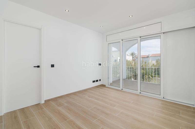 Foto 40bea34f-71fc-4332-834f-839bab8d75e6. Apartament amb calefacció aparcament a Muga - Gran Reserva - Badia Empuriabrava