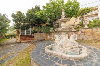 Casa a Centre. Vistas, espacio y tranquilidad a un paso del centro de roses